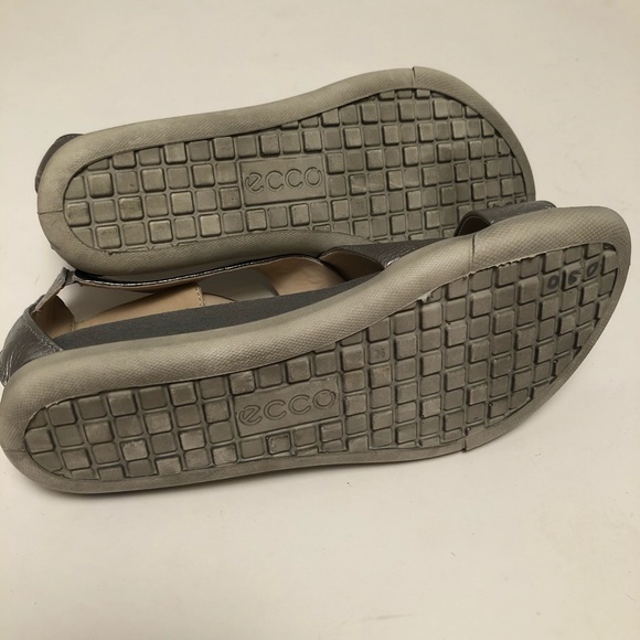 Ecco Damara Metallic Silver Strap Comfort Sandals - Picture 8 of 8